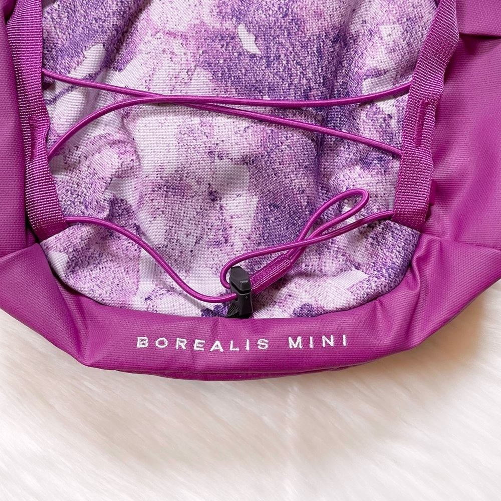 The North Face Women’s Borealis Mini 10 Liter Backpack - Picture 3 of 6